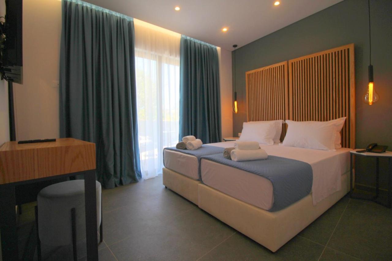 Blue Eye Hotel Ksamil Buitenkant foto